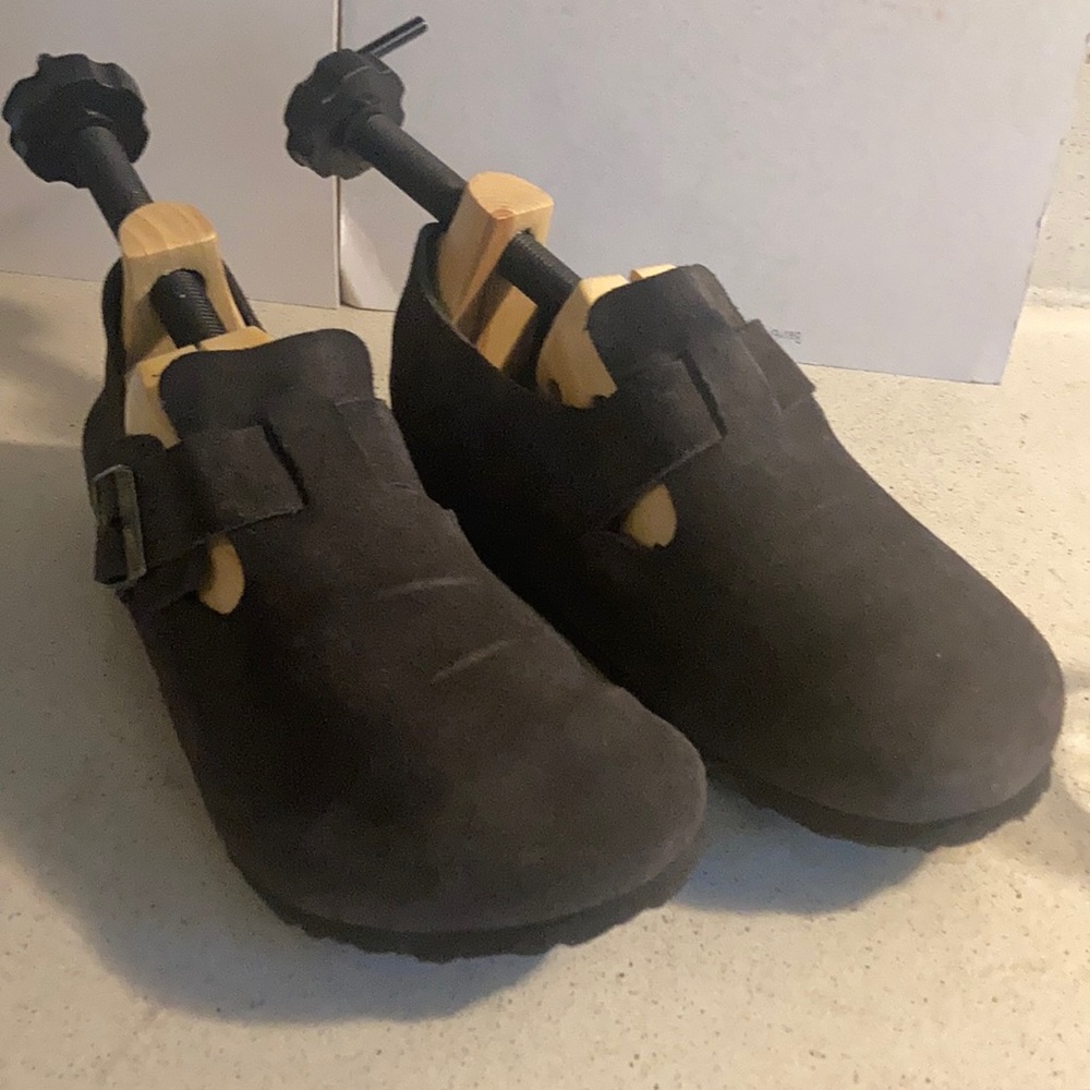 Light black/charcoal gray suede London Birkenstocks
